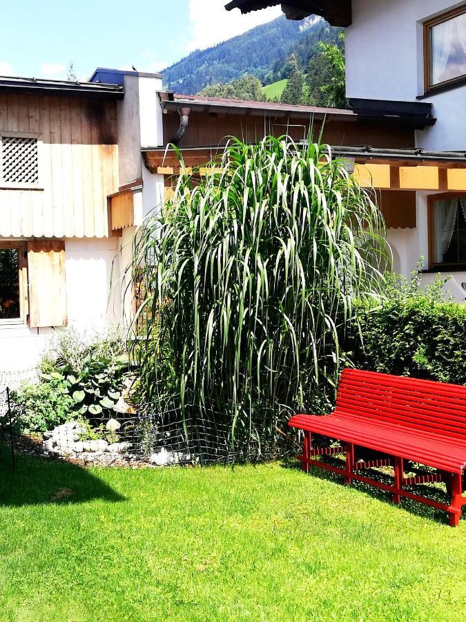 Ferienwohnungen Egger Mayrhofen Esterno foto